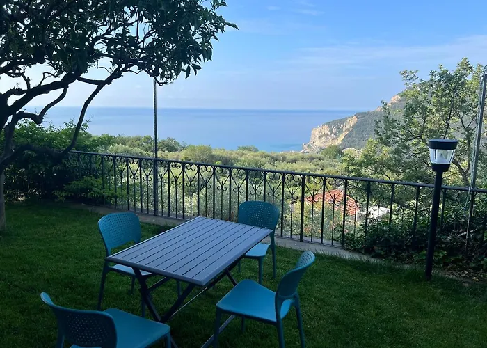 Bikeandclimb Bed & Breakfast 3*